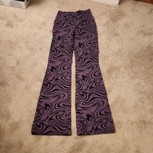 Disney Nightmare Before Christmas "Zero" Bootcut Stretchy Pants Size XS Long - Picture 1 of 4